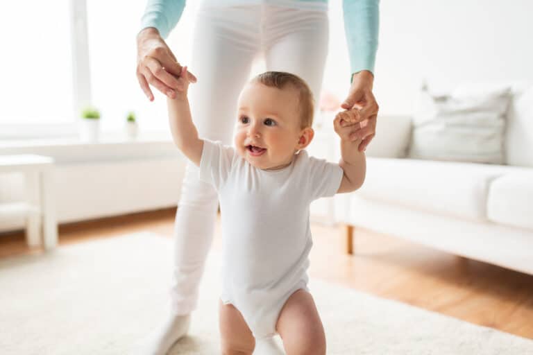 Ab wann können Kinder laufen?